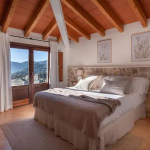 https://es-petit-hotel-de-valldemossa.balearic-islands.net