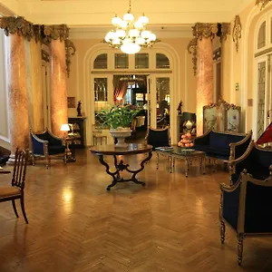 grand-boutique-hotel.bucharesthotelsnow.com/